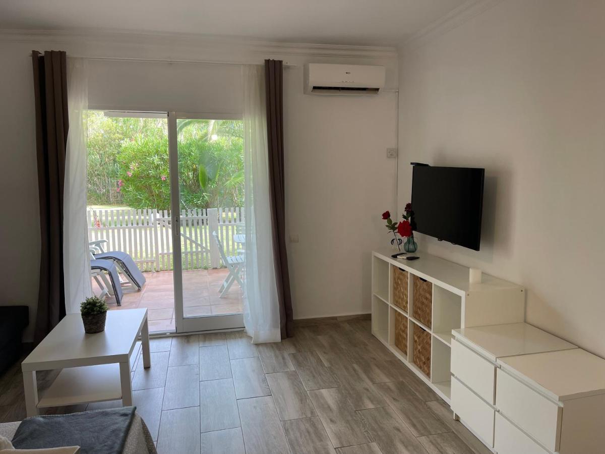 Puerto Banus Apartment Near Beachfront, Big Sunny Terrace, Pool, Tennis Court, Parking & Movies Projector Marbella Exterior photo